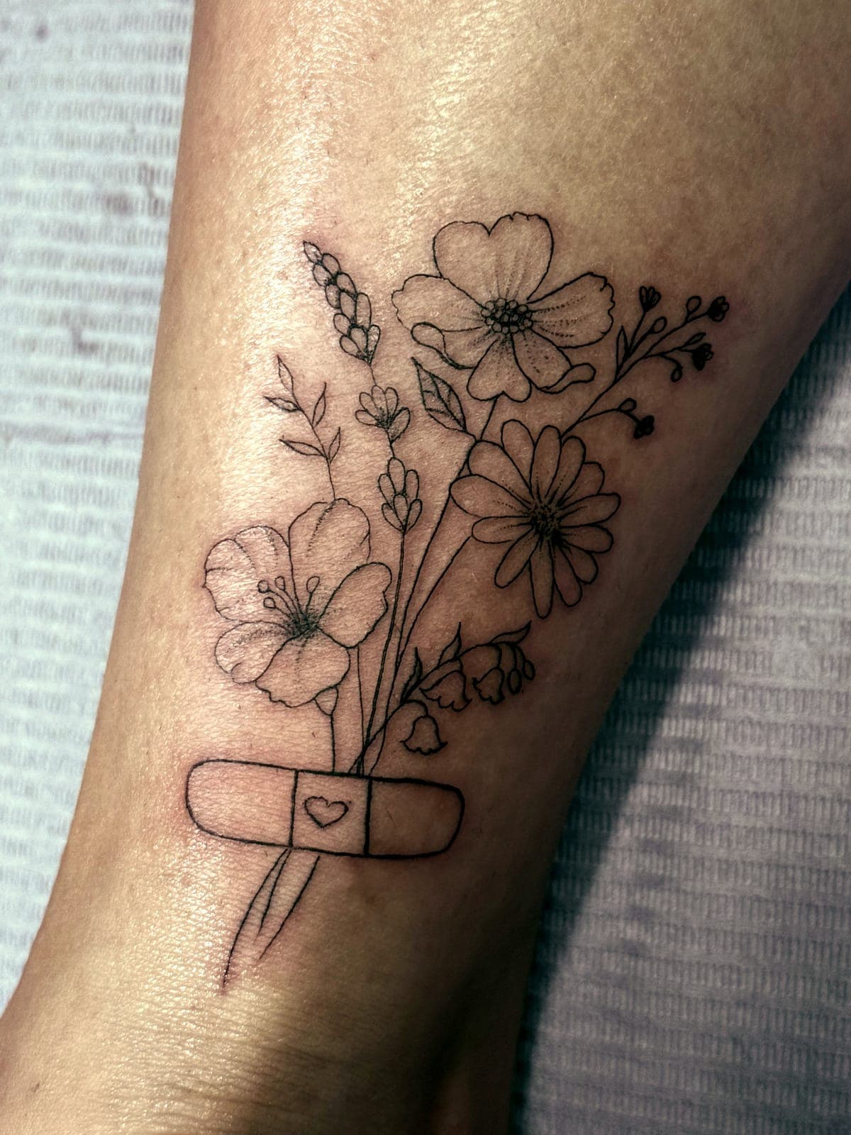 Tatuaggio fineline Kikka